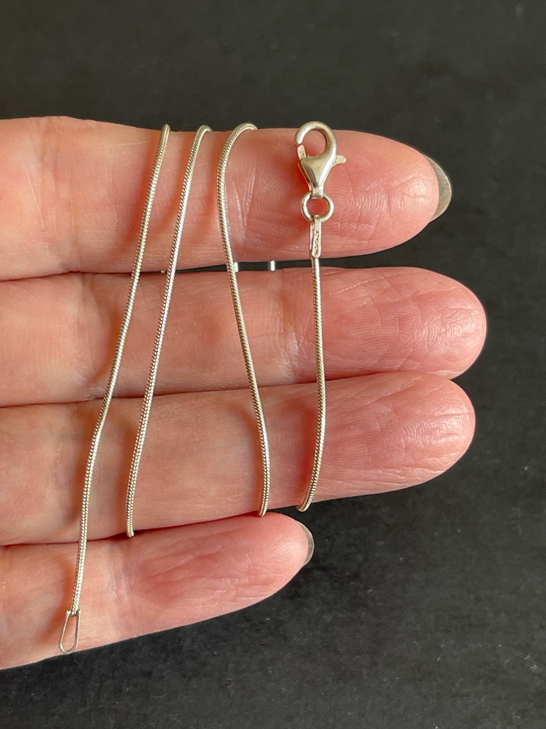 925 Sterling Silver Snake Chain 25$